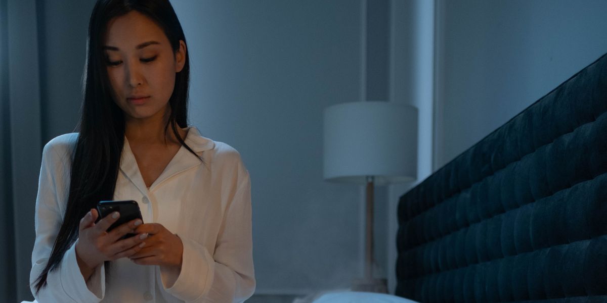 How to Sleep Side-by-Side Without Interruptions and Wake Feeling Rested